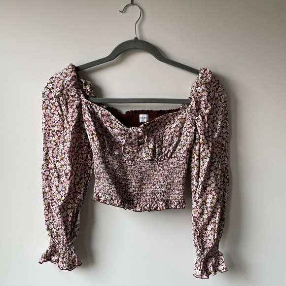 Aritzia Sunday Best Blouse - Picture 2 of 5